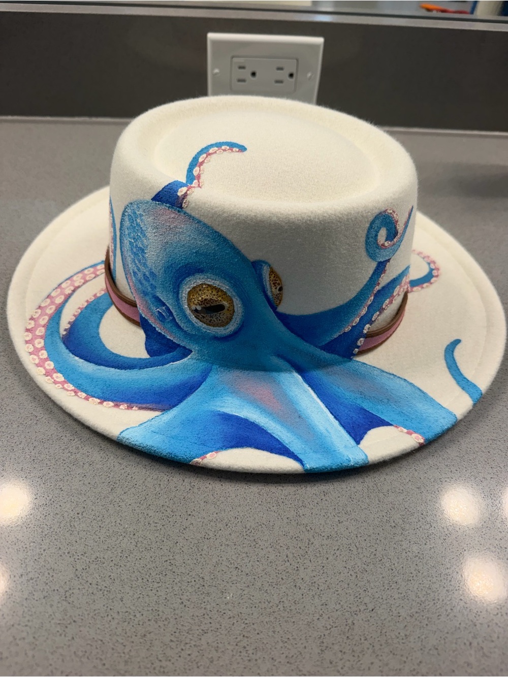 Kids White Felt Hat with Blue Octopus Design
